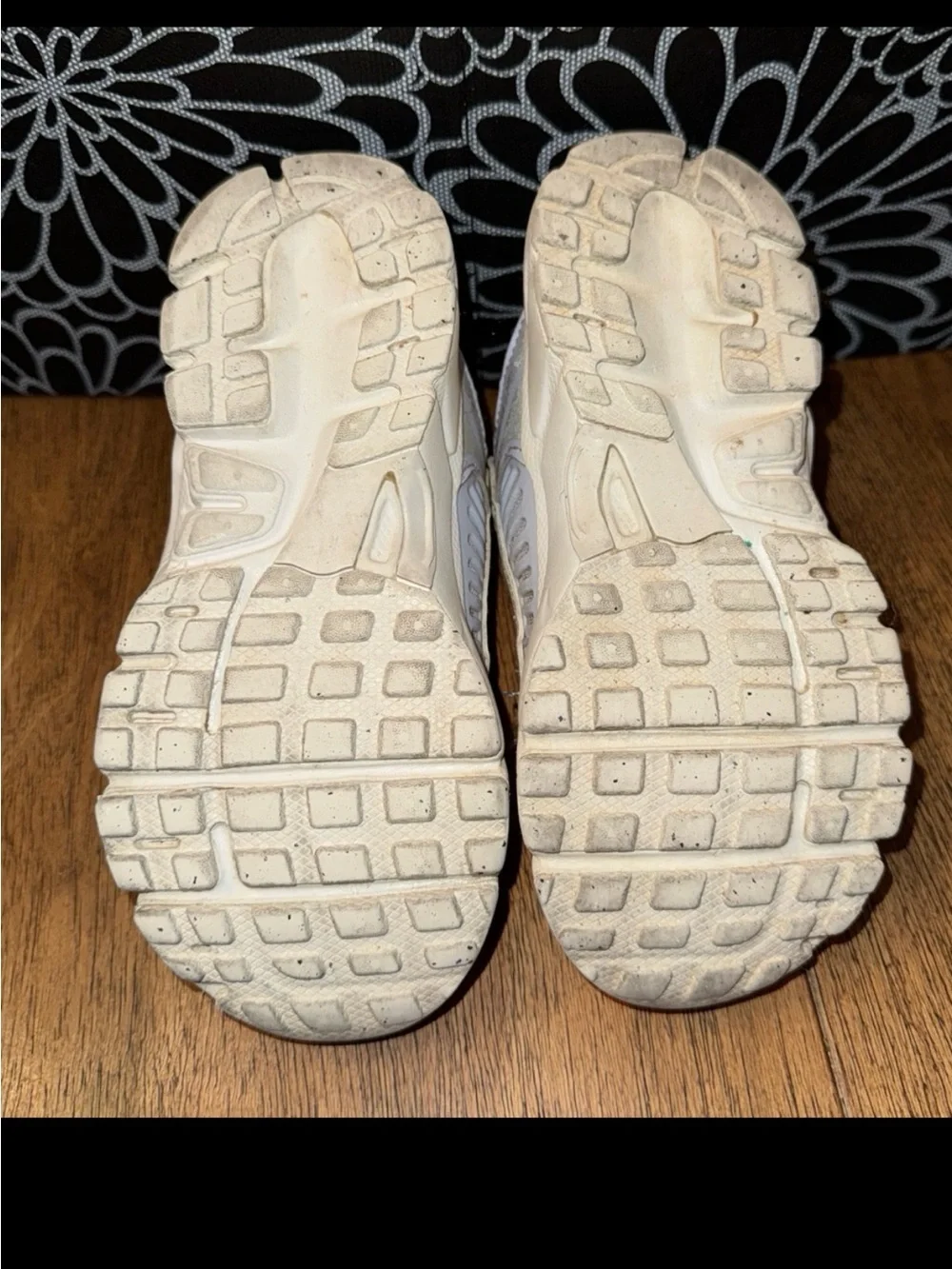Kids Nike Vomero 5